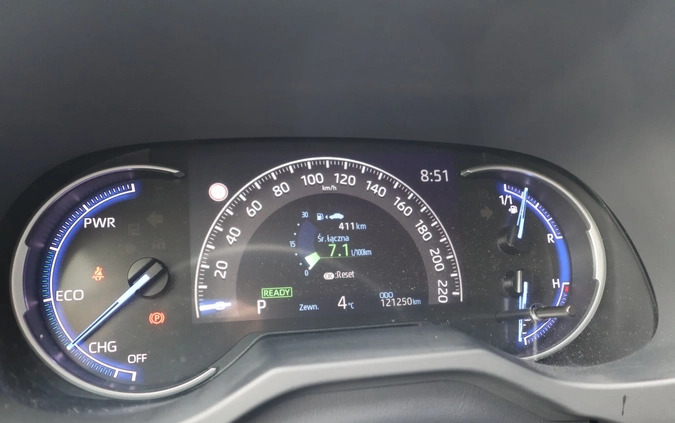 Toyota RAV4 cena 112900 przebieg: 121244, rok produkcji 2019 z Tychy małe 92